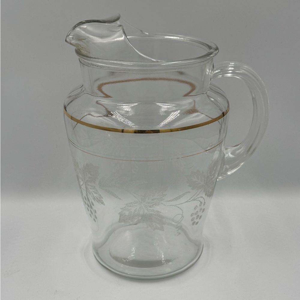 Vintage Bartlett Collins 64oz Frosted Grapevine Pitcher with Ice Lip
